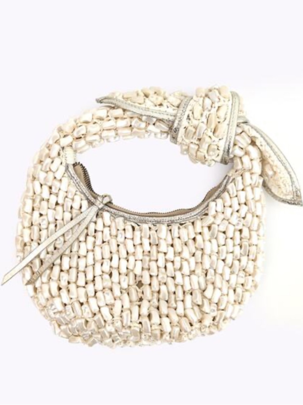 POOLSIDE
Josie Pearl Bag Reef crochet with silver accents #beaded #pearl
Lengt